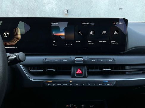 Used 2025 Kia K4 LXS image 26