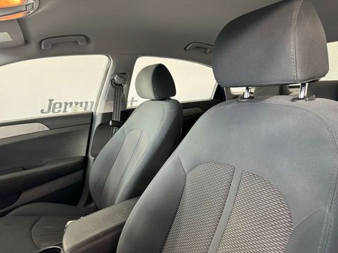 Used 2019 Hyundai Sonata SE FWD image 10