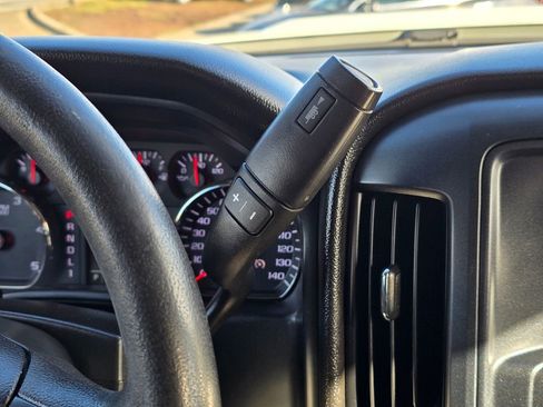 Used 2018 GMC Sierra 2500 4x4 Crew Cab w/ Sierra Convenience Package image 25