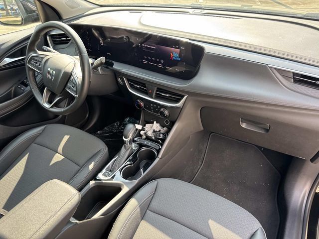 Used 2025 Buick Encore GX Preferred FWD image 17