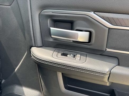 New 2026 RAM 2500 Big Horn AWD/4WD image 16
