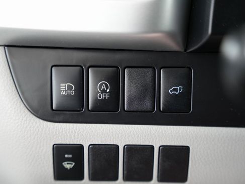 Used 2018 Toyota Highlander Plus image 50