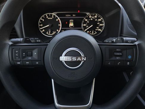 Certified 2023 Nissan Rogue SV image 23