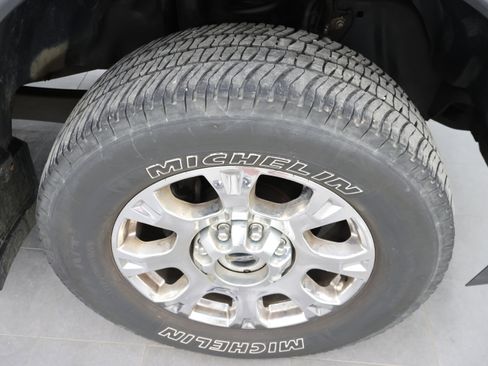 Used 2022 Ford F350 Lariat w/ Chrome Package AWD/4WD image 3
