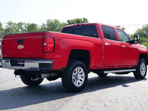 Used 2019 Chevrolet Silverado 2500 LTZ w/ Duramax Plus Package AWD/4WD image 9