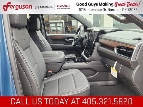 New 2026 GMC Yukon Denali w/ Denali Reserve Package AWD/4WD image 47