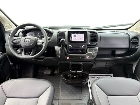 Used 2025 RAM ProMaster 2500 w/ Convenience Group image 12