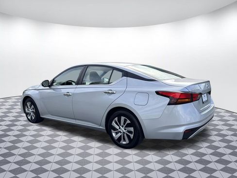 Used 2022 Nissan Altima 2.5 S image 5