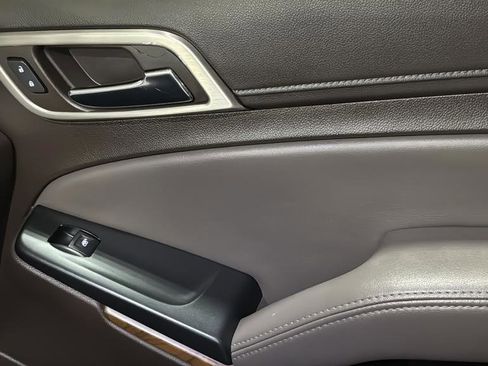 Used 2019 GMC Yukon Denali w/ Open Road Package image 17