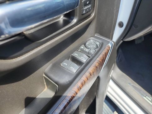 Used 2022 GMC Sierra 2500 Denali w/ Technology Package image 17