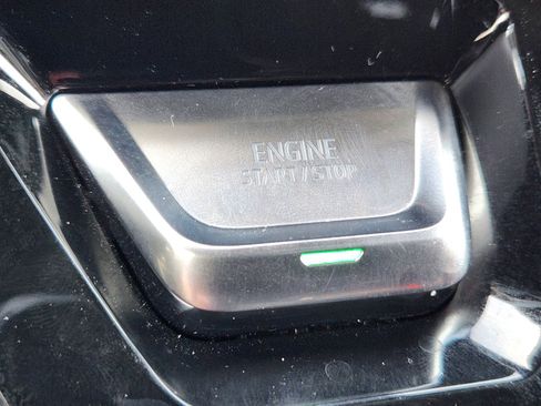 Used 2024 GMC Sierra 1500 AT4 w/ Technology Package image 18