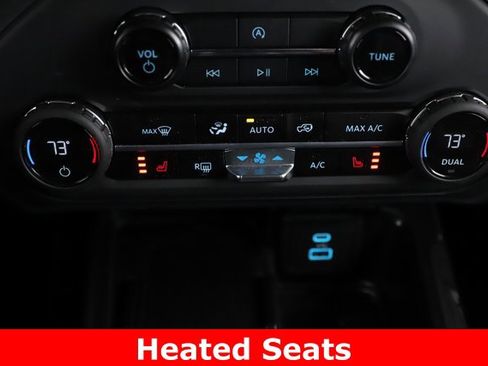 Used 2025 Ford Bronco Big Bend image 4