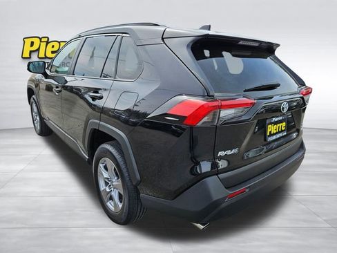 Used 2025 Toyota RAV4 XLE AWD/4WD image 3