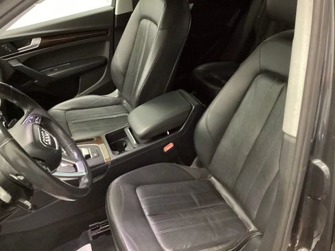 Used 2018 Audi Q5 2.0T Premium Plus w/ Premium Plus Package AWD/4WD image 10