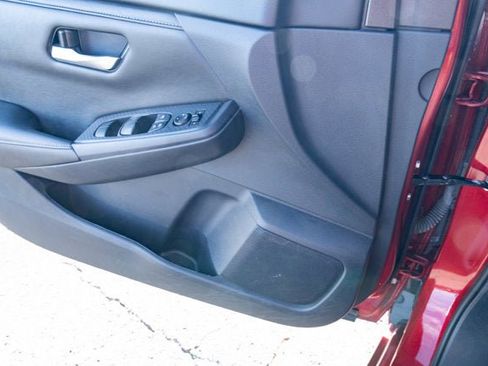 Used 2024 Nissan Sentra SV image 24