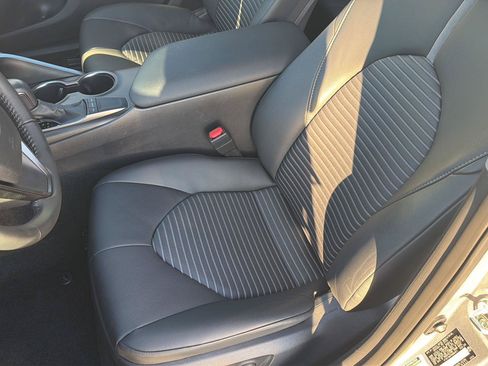 Certified 2024 Toyota Camry SE FWD image 29