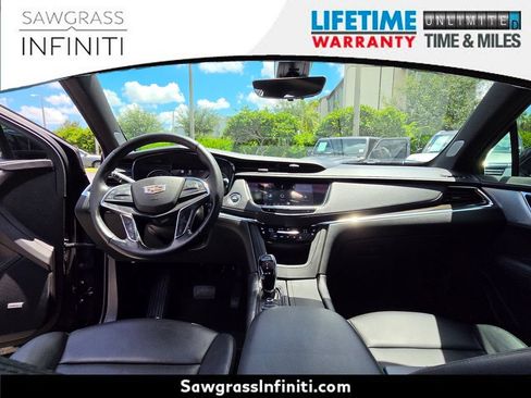 Used 2022 Cadillac XT5 Premium Luxury w/ Technology Package FWD image 23