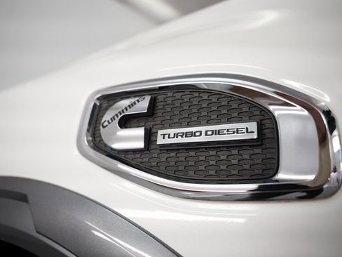 Used 2019 Nissan Titan PRO-4X image 65