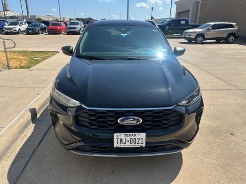 Used 2023 Ford Escape ST-Line w/ Tech Pack #1 FWD image 16