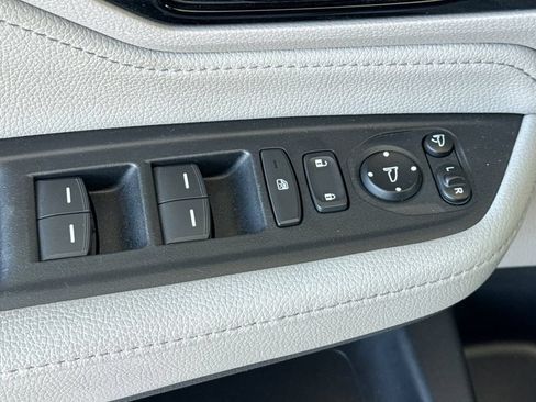 Used 2019 Honda Odyssey Elite image 16