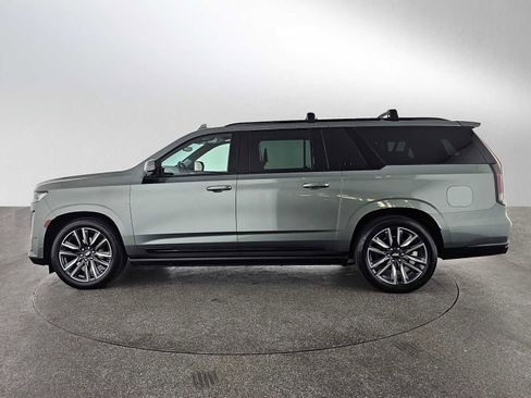 Certified 2023 Cadillac Escalade ESV Sport Platinum image 6