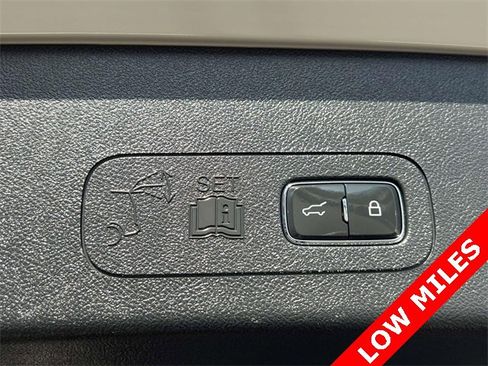 Used 2025 Lincoln Aviator Reserve w/ Illumination Package image 11