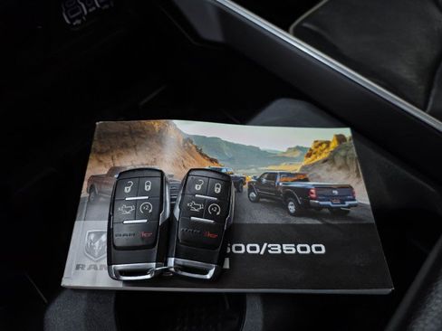Used 2019 RAM 2500 Laramie AWD/4WD image 47