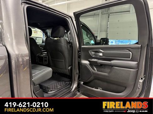 New 2026 RAM 1500 4x4 Crew Cab image 19