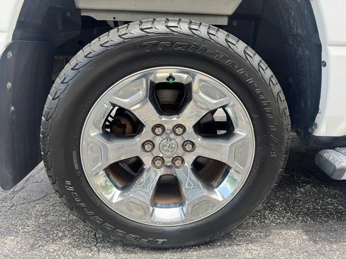 Used 2019 RAM 1500 Big Horn AWD/4WD image 43