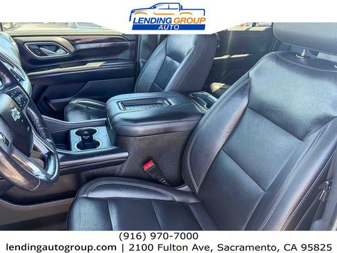 Used 2021 Chevrolet Suburban Z71 w/ Rear Media and Nav Package AWD/4WD image 16