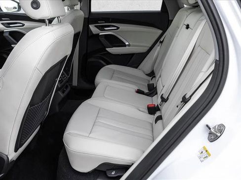 New 2026 Audi Q5 Premium AWD/4WD image 21