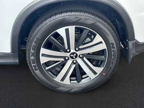 New 2026 Mitsubishi Outlander Sport ES AWD/4WD image 18