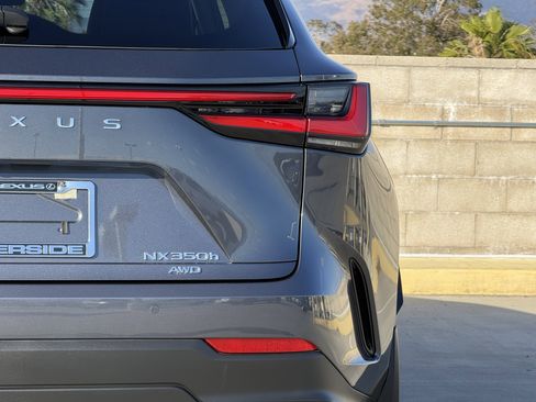 Used 2025 Lexus NX 350h AWD w/ Premium Package image 12