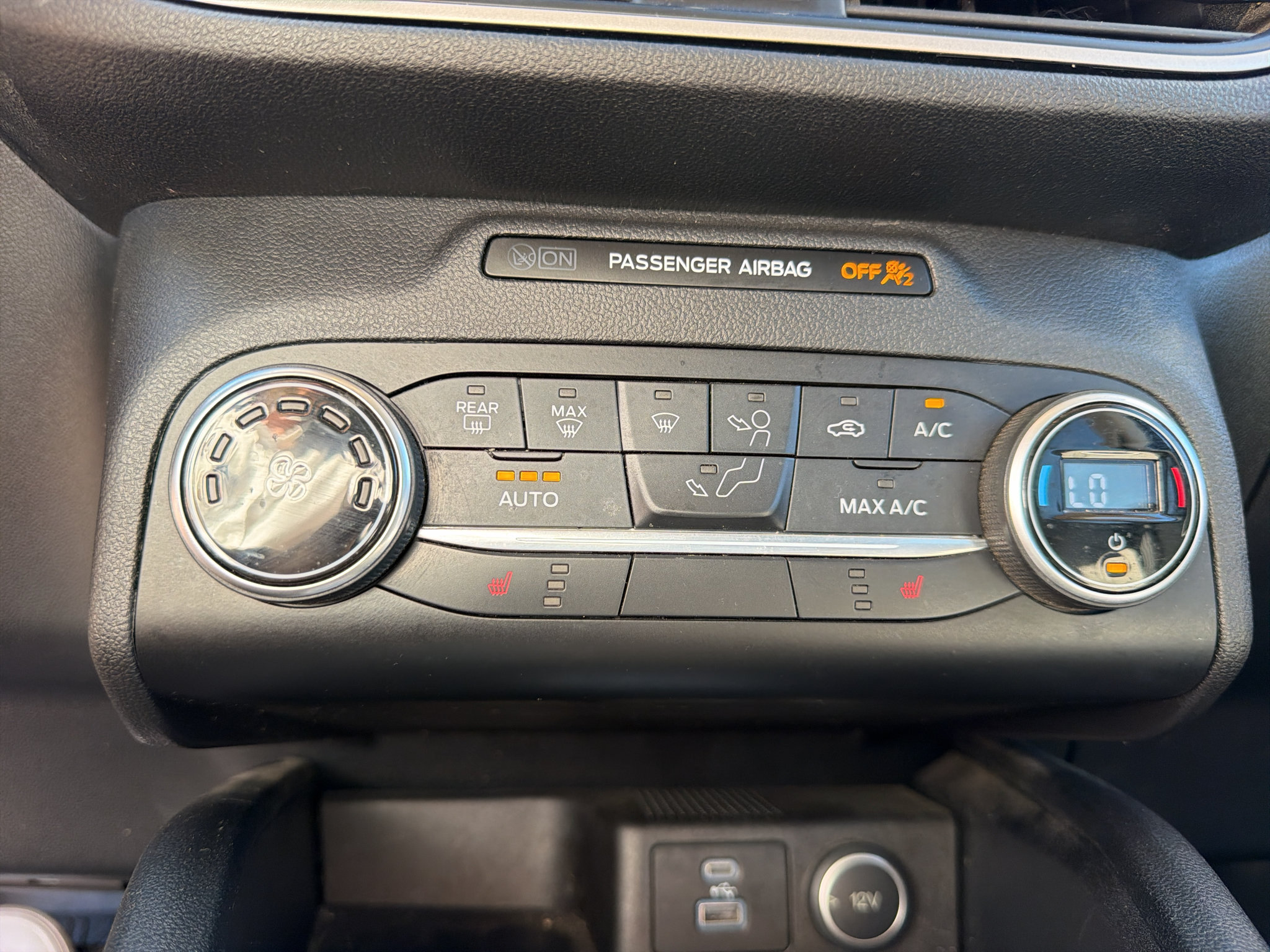 Used 2020 Ford Escape SE AWD/4WD image 28