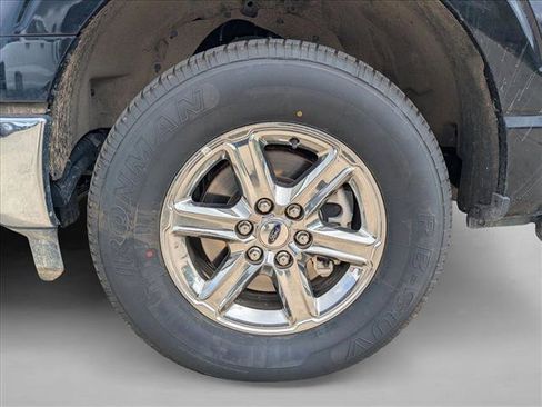 Used 2025 Ford F150 XLT w/ Equipment Group 301A Standard AWD/4WD image 18