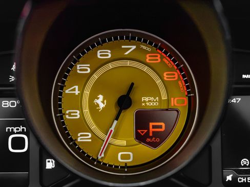 Used 2022 Ferrari F8 Tributo RWD image 63