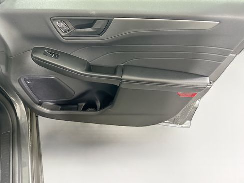 Used 2024 Ford Escape Active FWD image 30