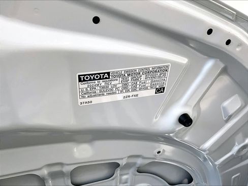 Used 2024 Toyota Corolla LE image 33