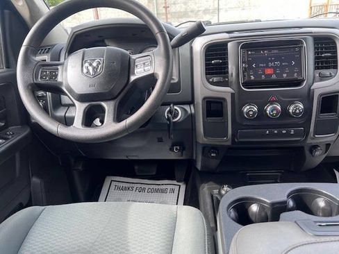 Used 2016 RAM 2500 Tradesman w/ Chrome Appearance Group AWD/4WD image 13