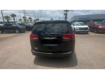 Used 2022 Chrysler Voyager LX