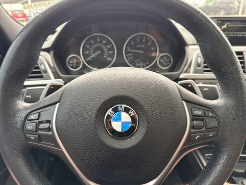 Used 2017 BMW 330i xDrive Sedan AWD/4WD image 14