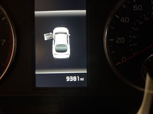 Used 2023 Kia K5 GT-Line image 12