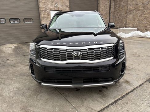Used 2020 Kia Telluride S w/ S 8 Passenger Seating Package image 8