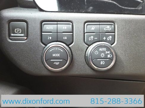 Used 2023 Chevrolet Silverado 1500 High Country image 15