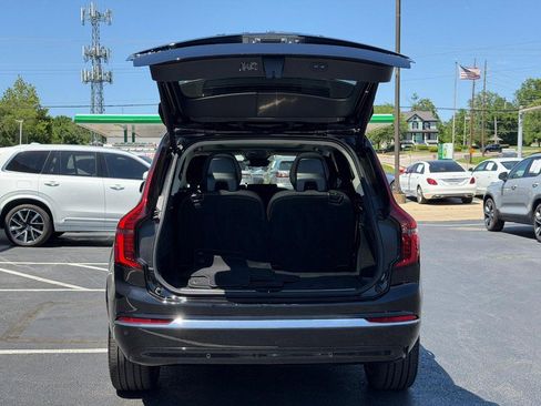 Certified 2025 Volvo XC90 B6 Plus AWD/4WD image 5