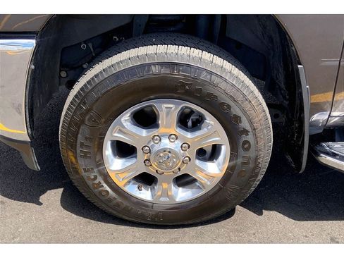 Used 2025 RAM 3500 Big Horn AWD/4WD image 10