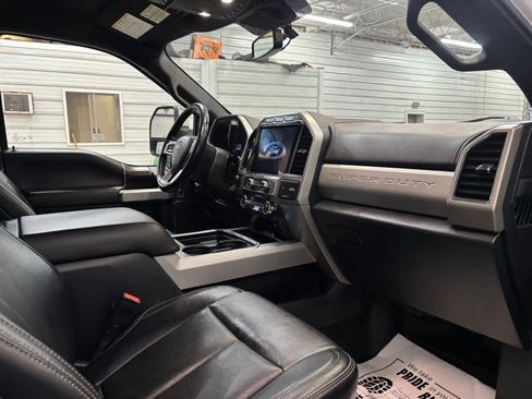 Used 2022 Ford F350 Lariat w/ Lariat Ultimate Package AWD/4WD image 27