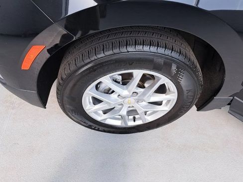 Used 2022 Chevrolet Equinox LT FWD image 28