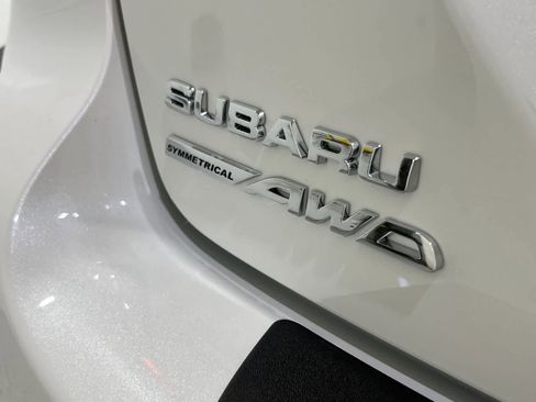 Certified 2025 Subaru Crosstrek 2.5i Limited w/ Crosstrek Mirror Package image 9