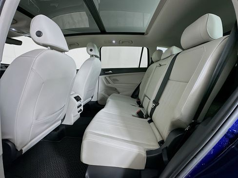 Used 2023 Volkswagen Tiguan SE image 27